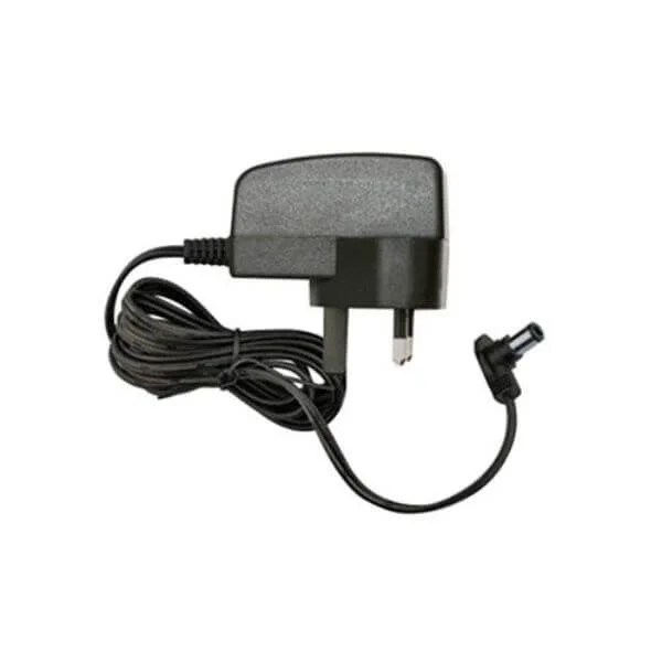 Cisco IP Phone 6800 power adapter for the United Kingdom